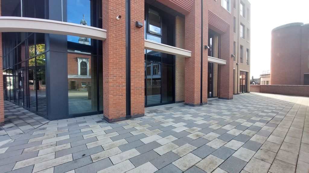 Property photo 1 of 3 Photo 8