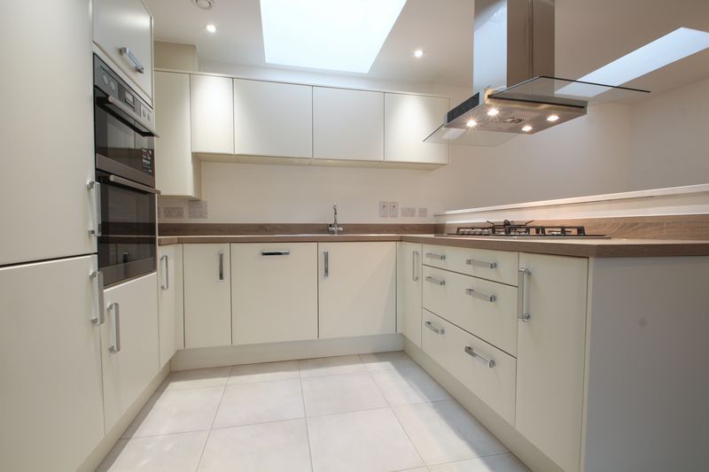 Property photo 2 of 9 Photo 2