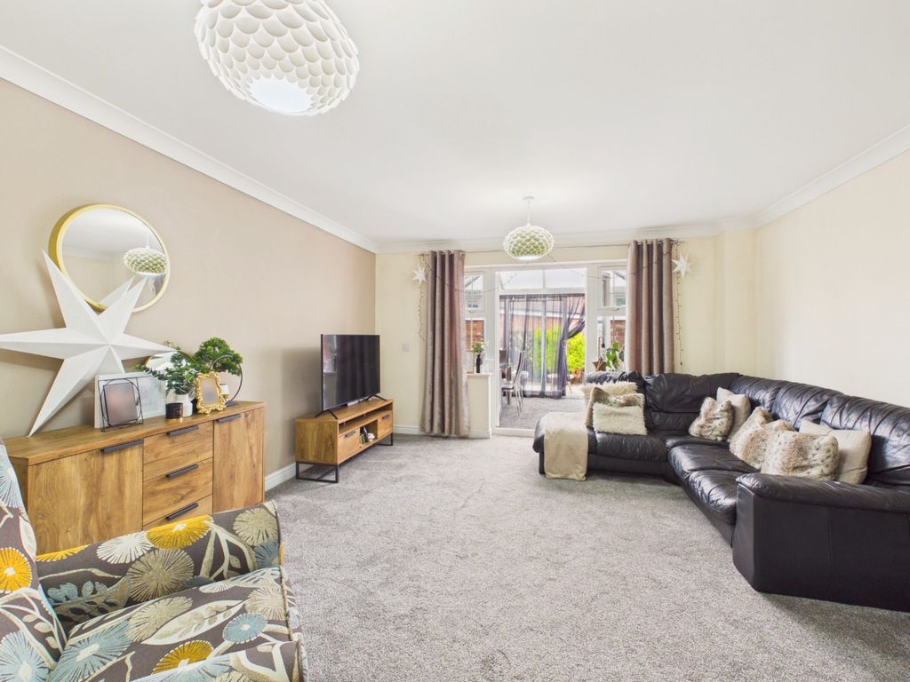 Property photo 2 of 21 5252205