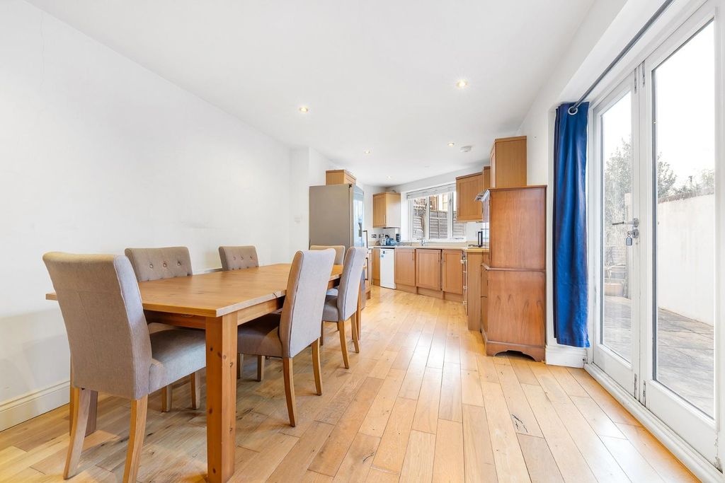 Property photo 2 of 13 Dining.Jpg