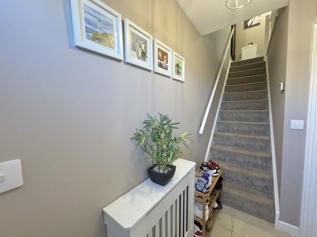 Property photo 2 of 16 Img_8262