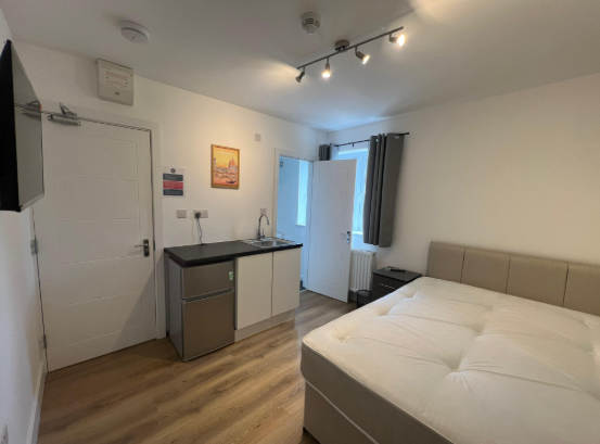 Property photo 2 of 3