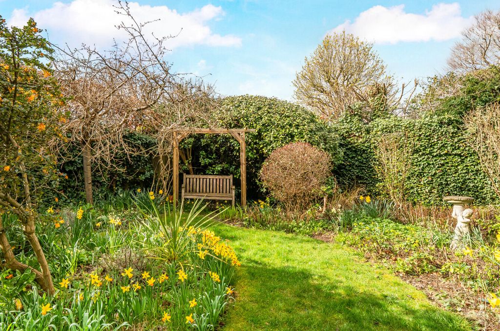 Property photo 2 of 25 1424260-14-69B1Aa...