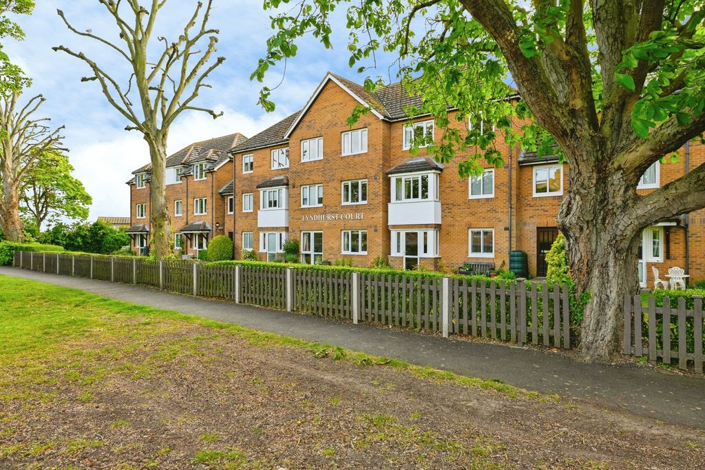 Property photo 1 of 21 Pbox-Img.Jpg