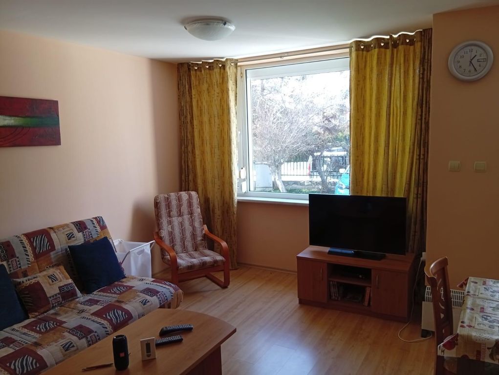 Property photo 3 of 11
