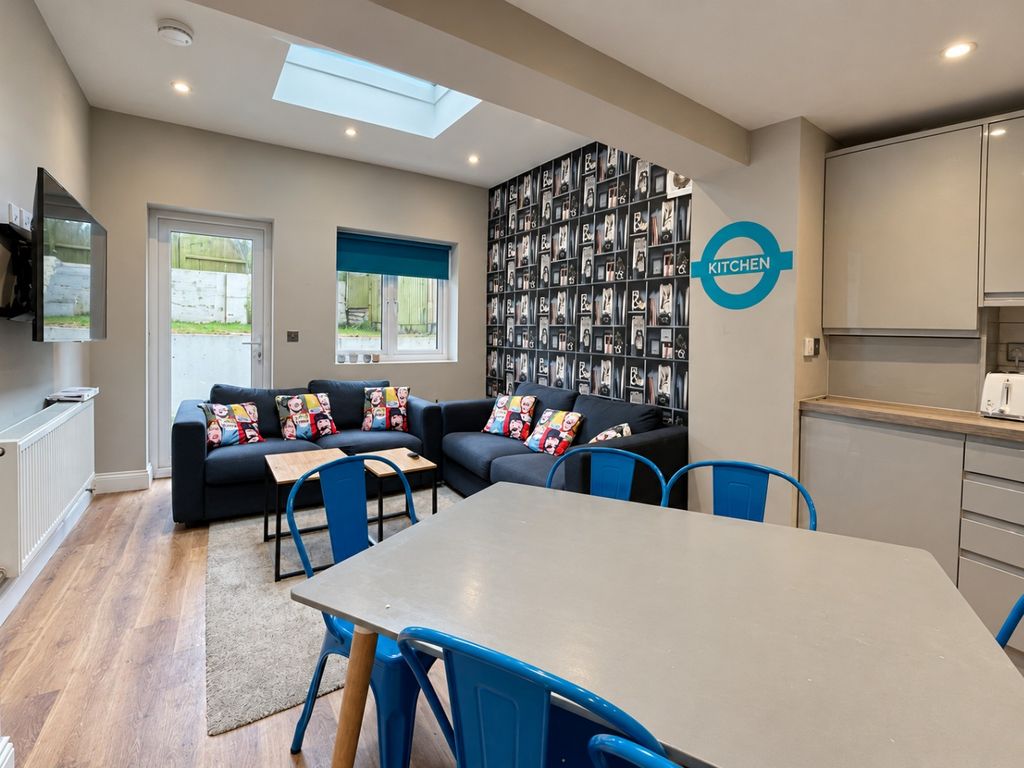 Property photo 1 of 12 4631120