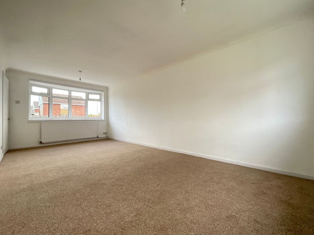 Property photo 3 of 14 4609575