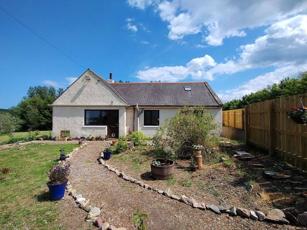 Property photo 2 of 49