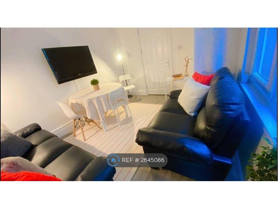 Property photo 2 of 5 Cosy Lounge