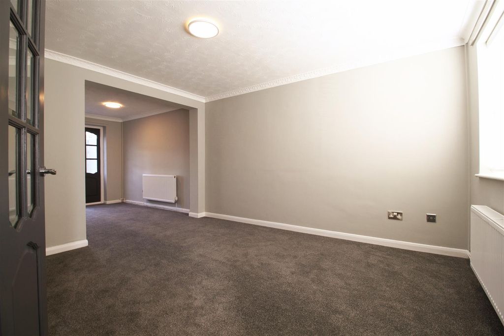 Property photo 3 of 15 2.Jpg