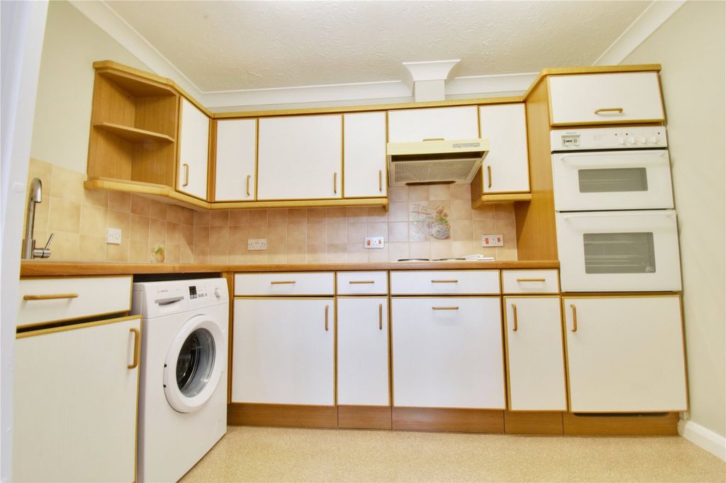 Property photo 3 of 10 Picture No. 10