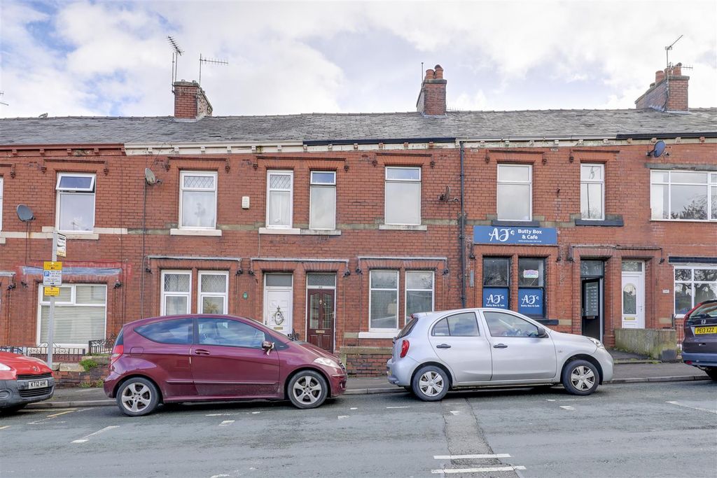 Property photo 2 of 19 cm2A4688-cm2A4692-1A.Jpg