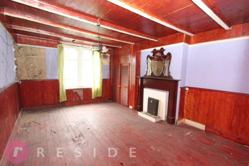 Property photo 2 of 6 Bedroom One