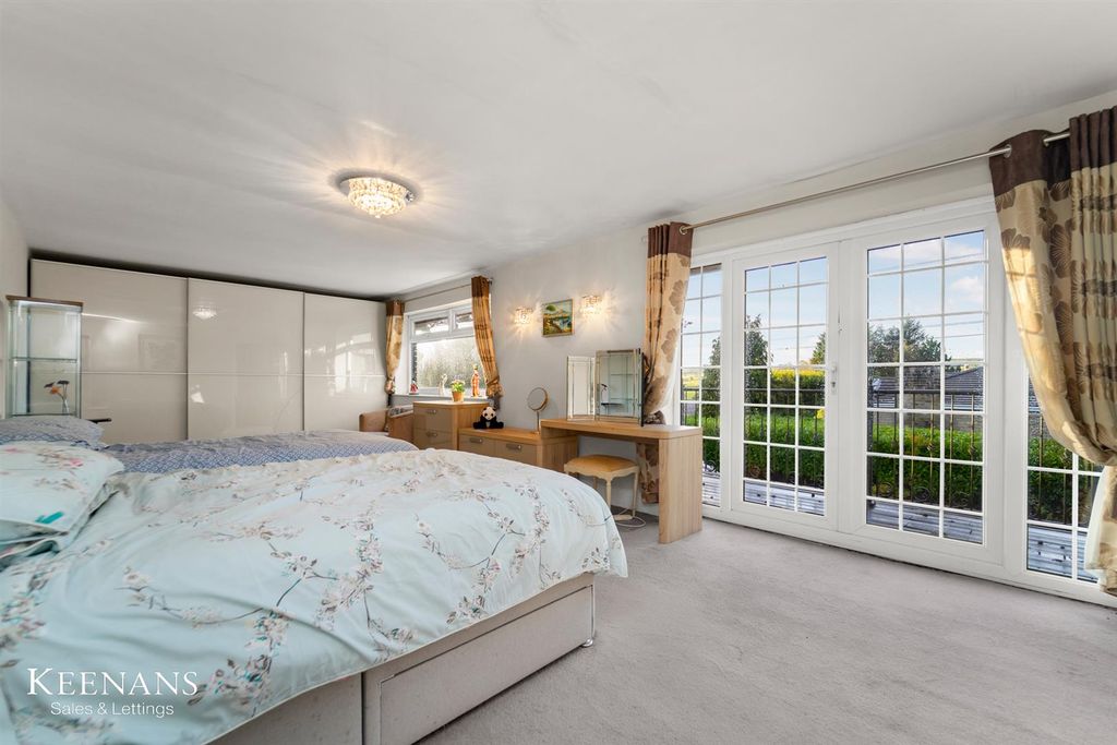 Property photo 3 of 66 11.Jpg