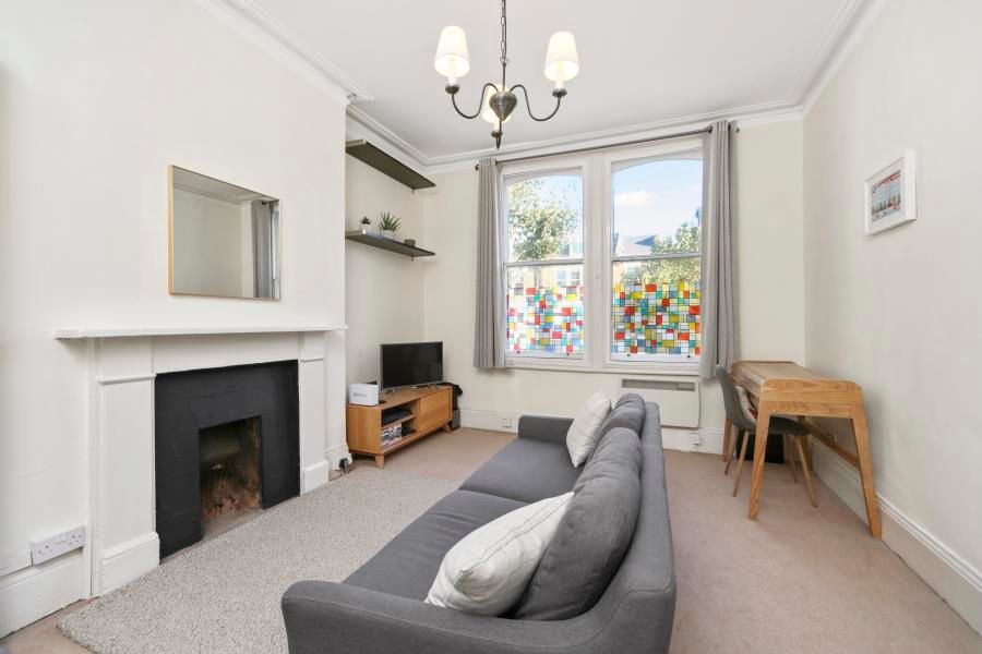 Property photo 1 of 7