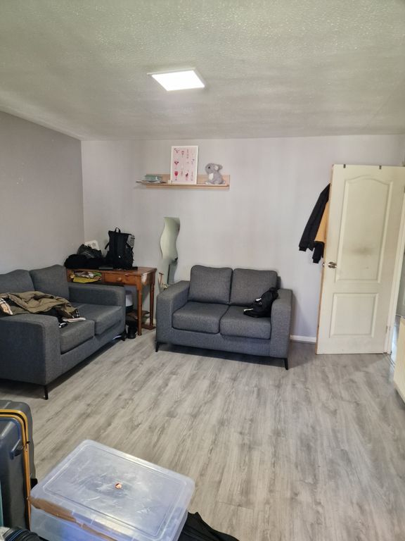 Property photo 1 of 4 Reception