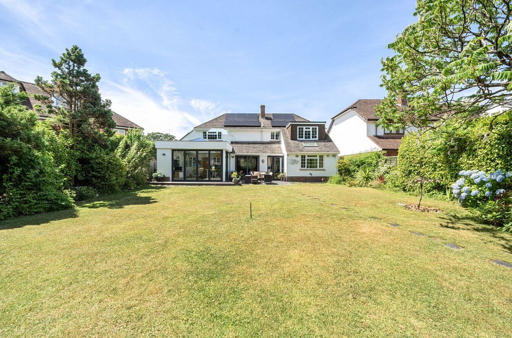 Property photo 3 of 25