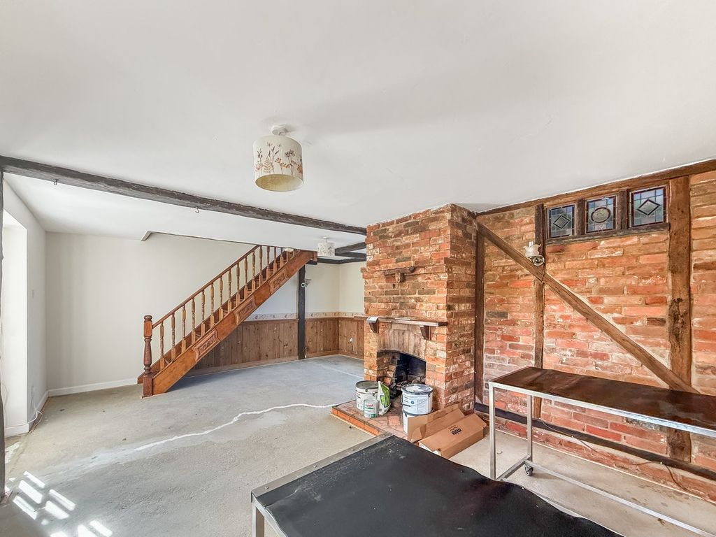 Property photo 3 of 19