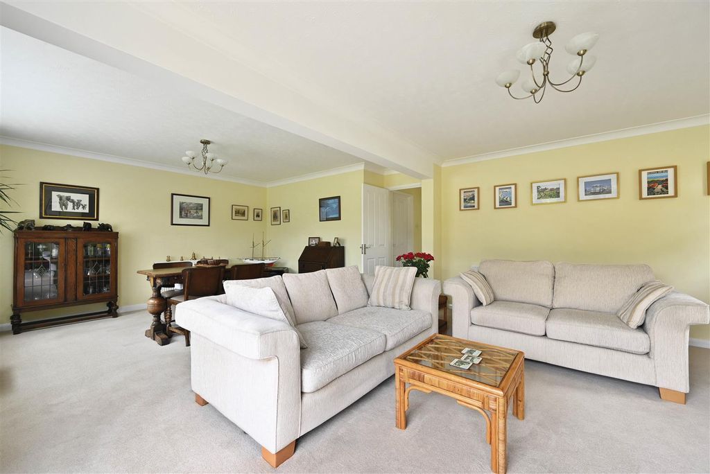 Property photo 3 of 23 81-Eastergate-Tn394Nu (10).Jpg