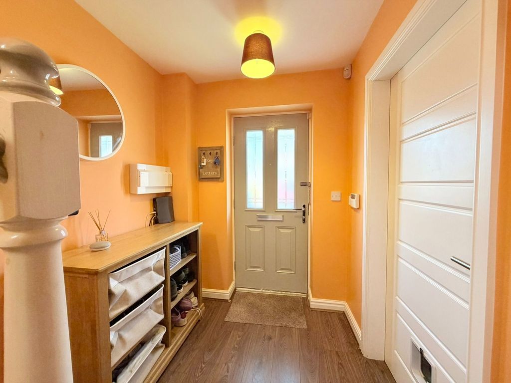 Property photo 3 of 30