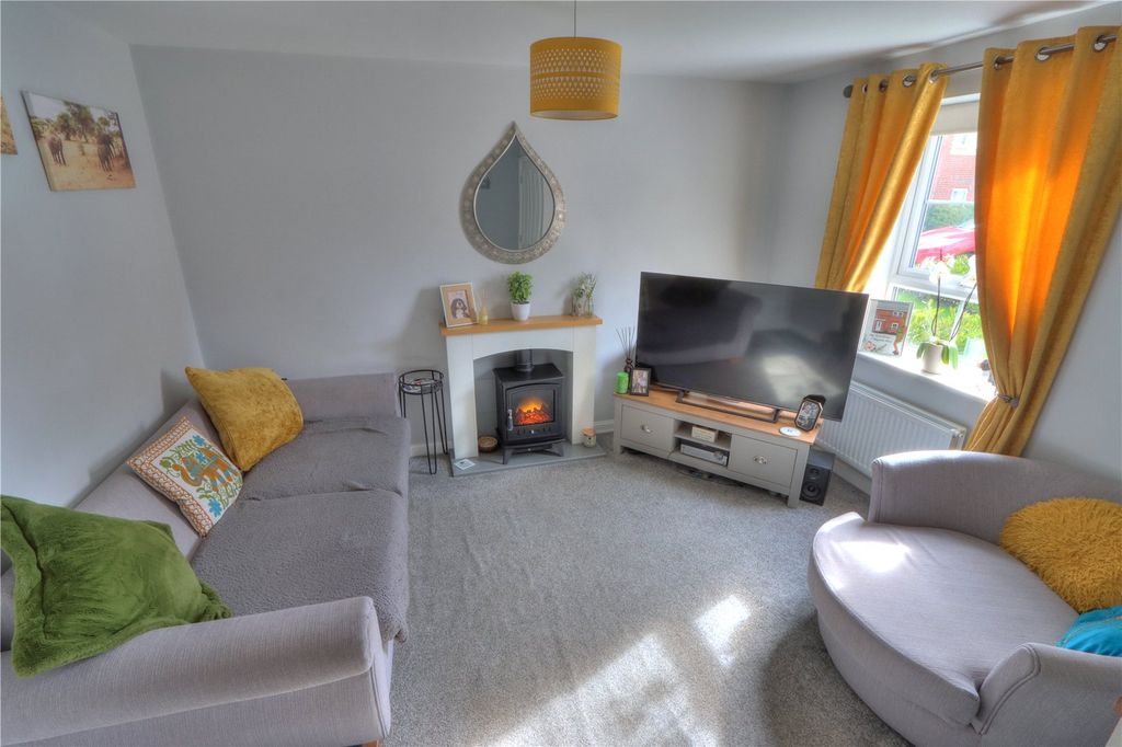 Property photo 3 of 9 Picture No. 21