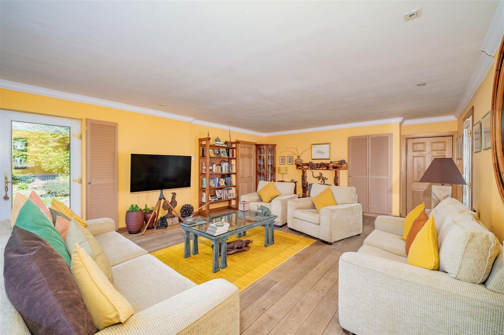 Property photo 3 of 40 Woodlands Edge Kellas-12.Jpg