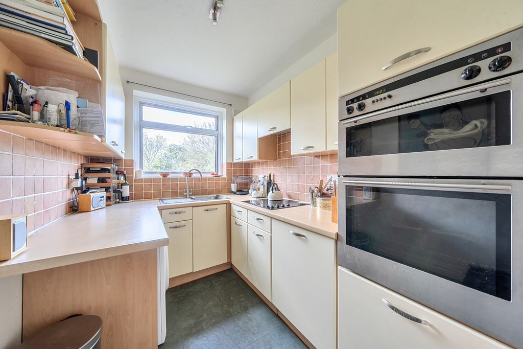 Property photo 3 of 15 1440116-6-69Dd036...