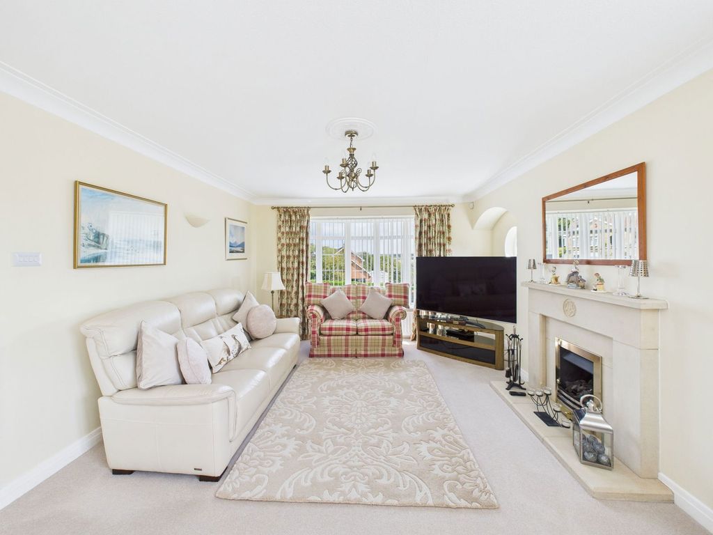 Property photo 3 of 30