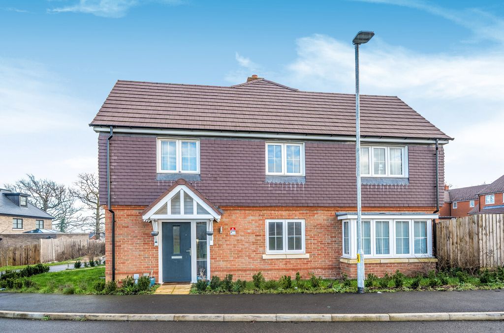 Property photo 1 of 17 1405257-2-69835c8...