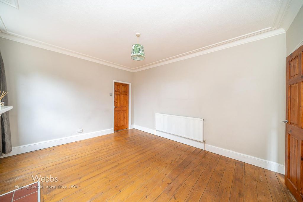 Property photo 3 of 19 Â©Webbsâ© (4 Of 22).Jpg