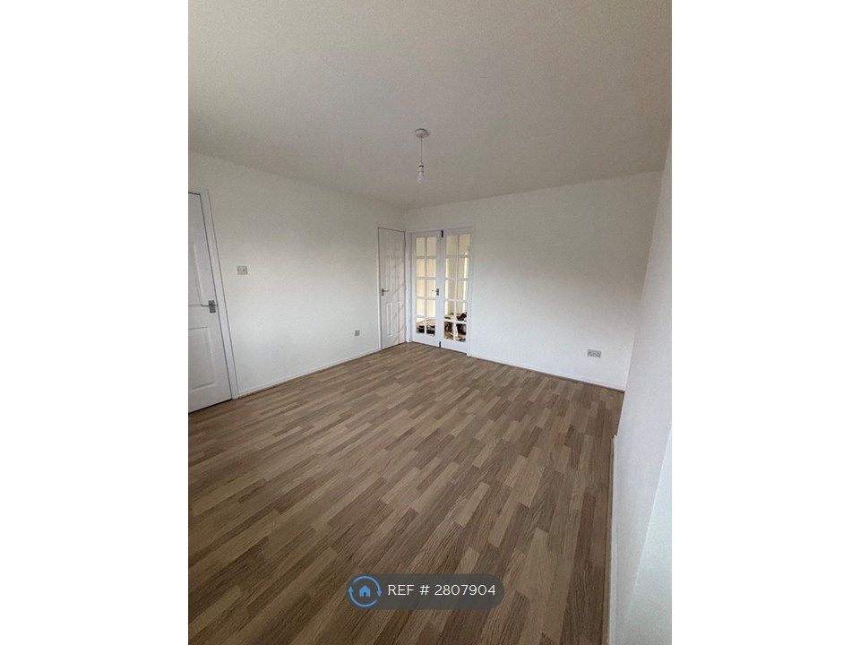 Property photo 2 of 7 Dining Room