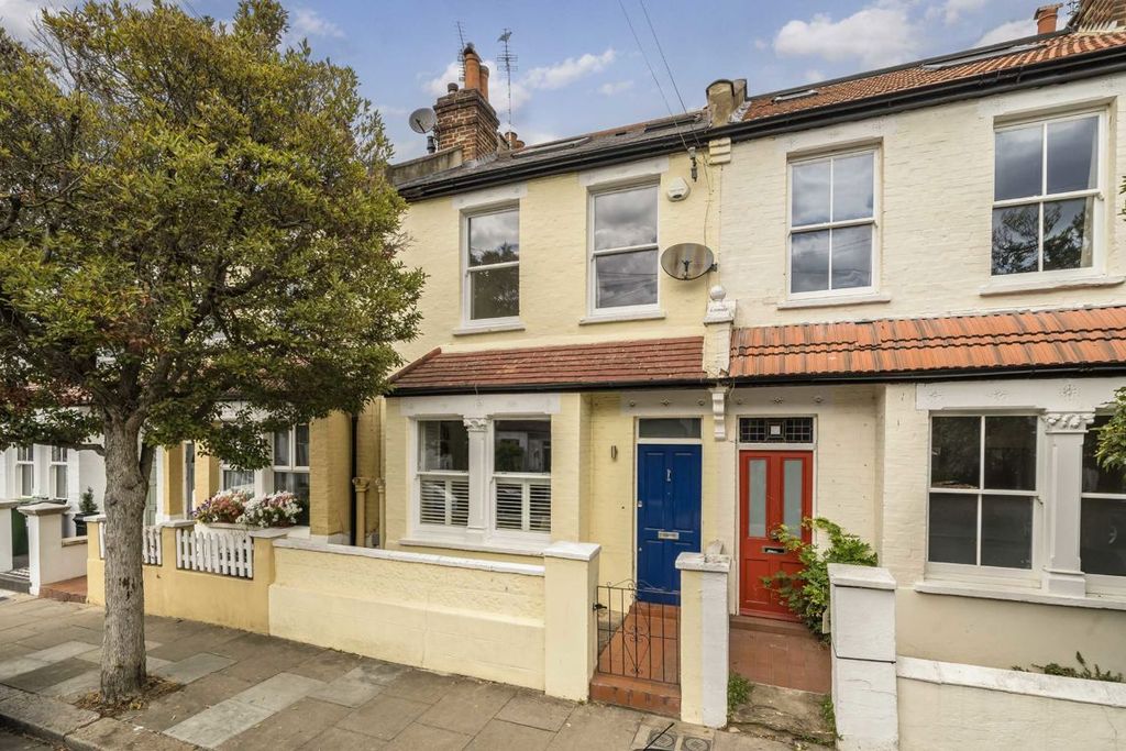Property photo 1 of 9