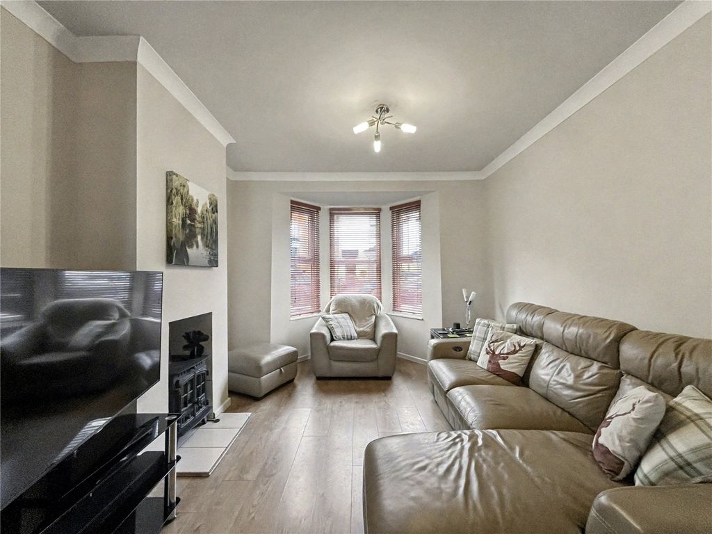 Property photo 3 of 14 Picture No. 09