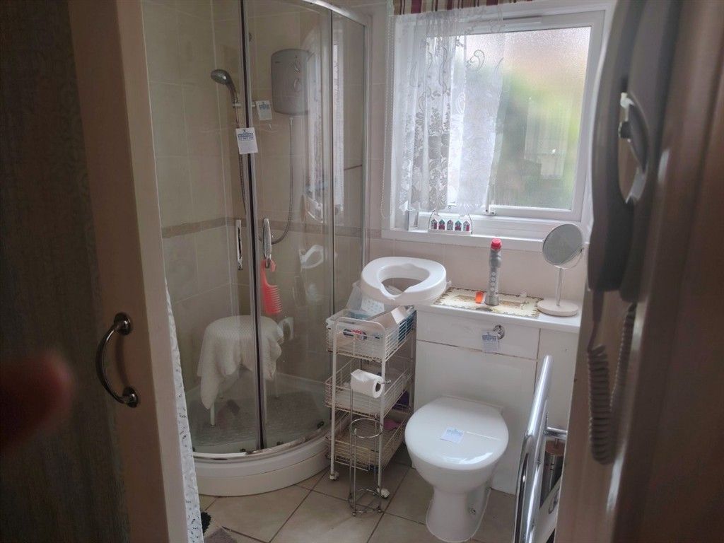 Property photo 3 of 6