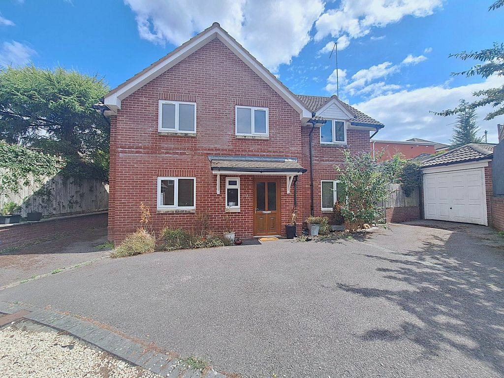 Property photo 1 of 23