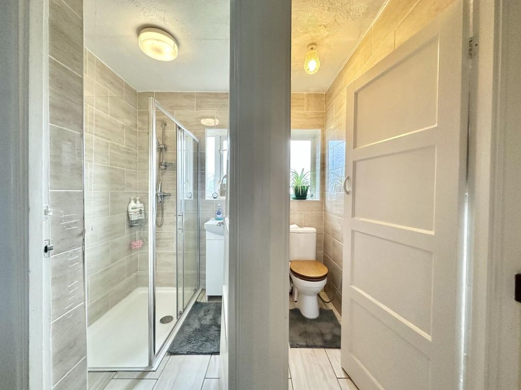 Property photo 3 of 16 Thumbnail_Img_0317.Jpg
