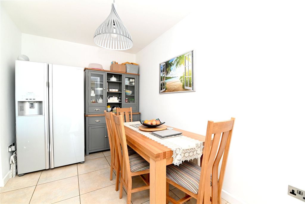 Property photo 3 of 17 Picture No. 05