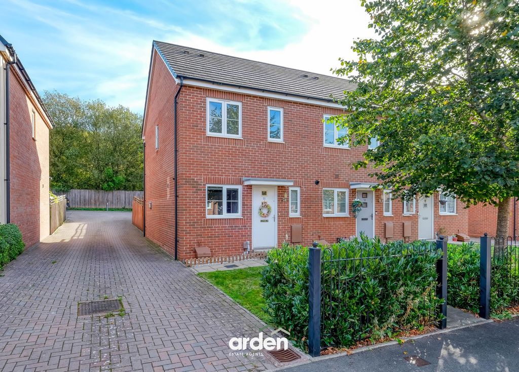 Property photo 1 of 12
