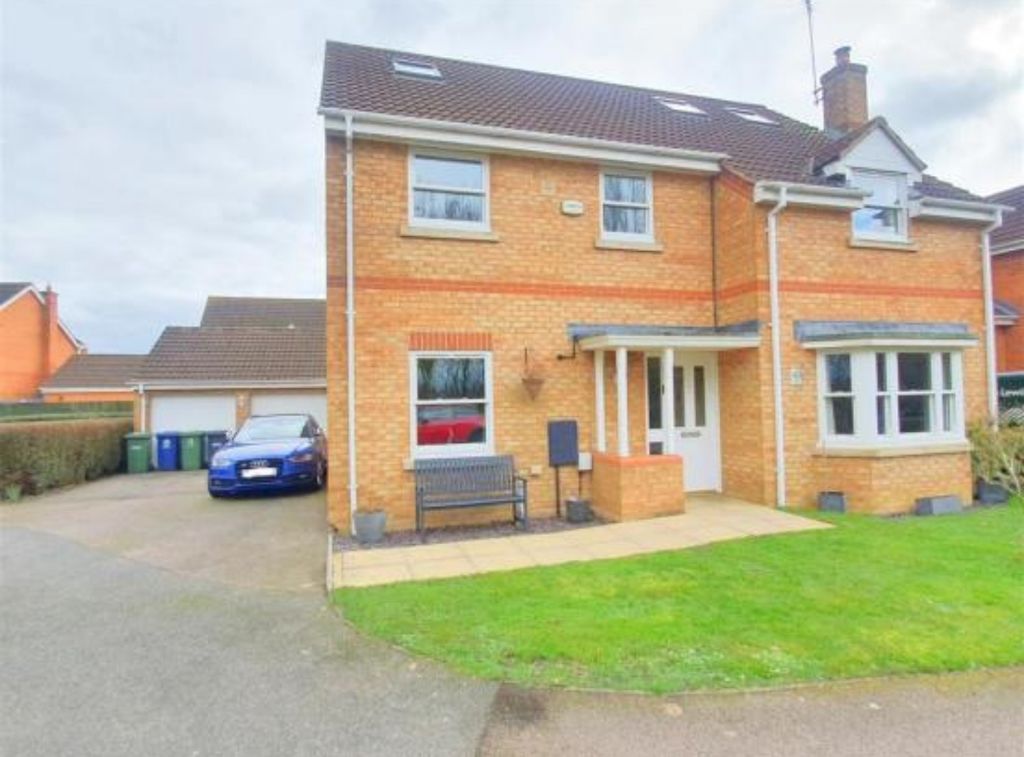 Property photo 3 of 16
