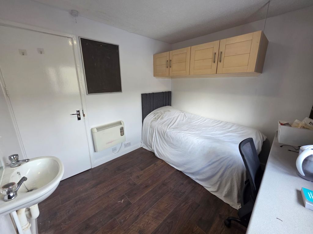 Additional image 14 of 6 bed terraced house to rentKing Georges Road, Bath BA2