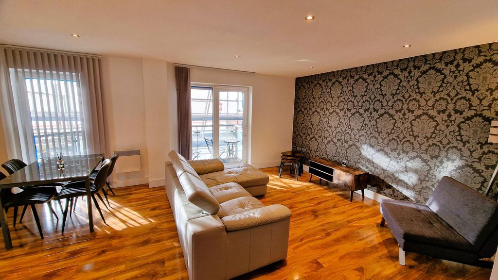 Property photo 3 of 48 Living Room