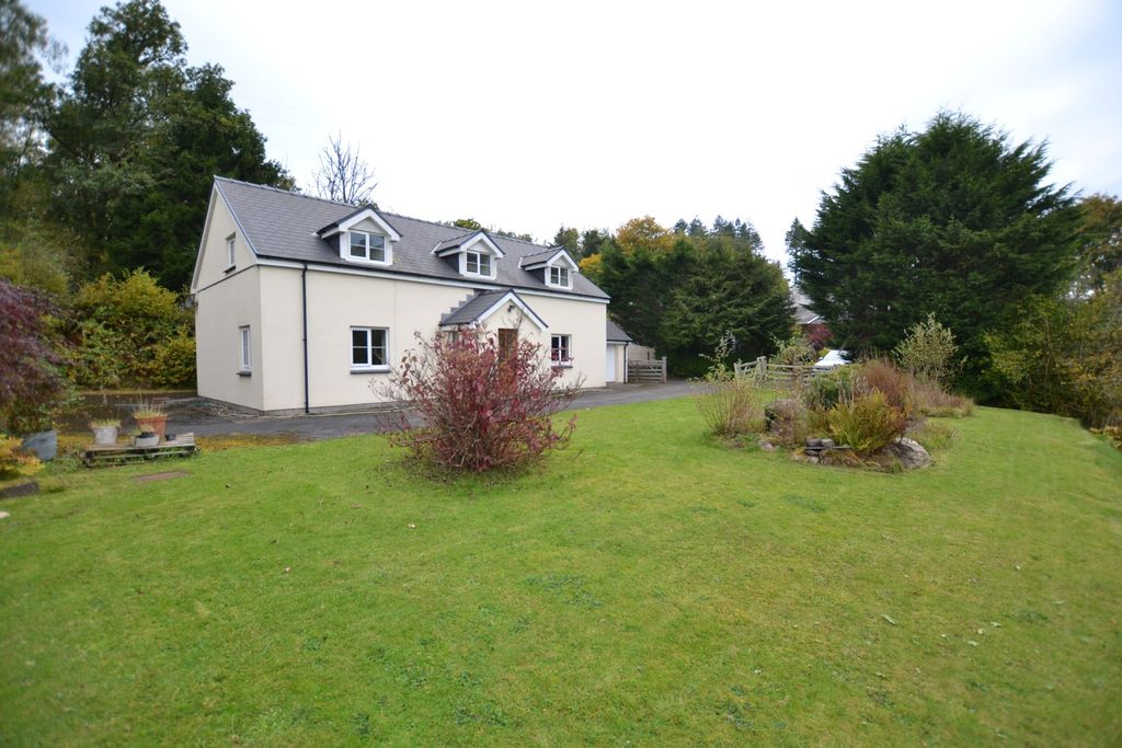 Property photo 3 of 20