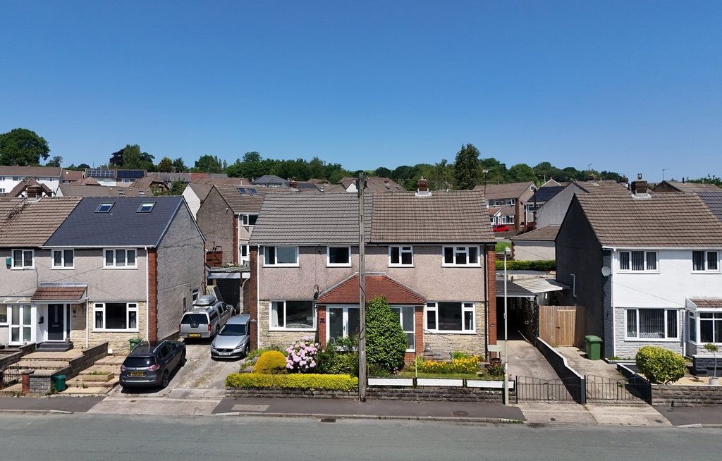 Property photo 1 of 25