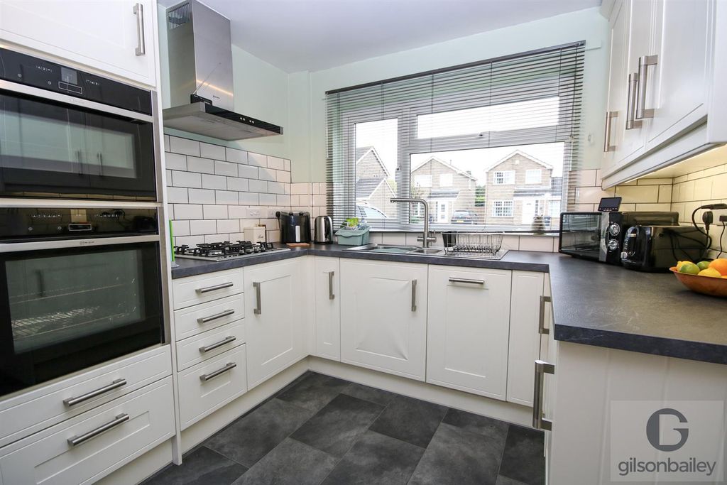 Property photo 2 of 19 13-Img_7877.Jpg