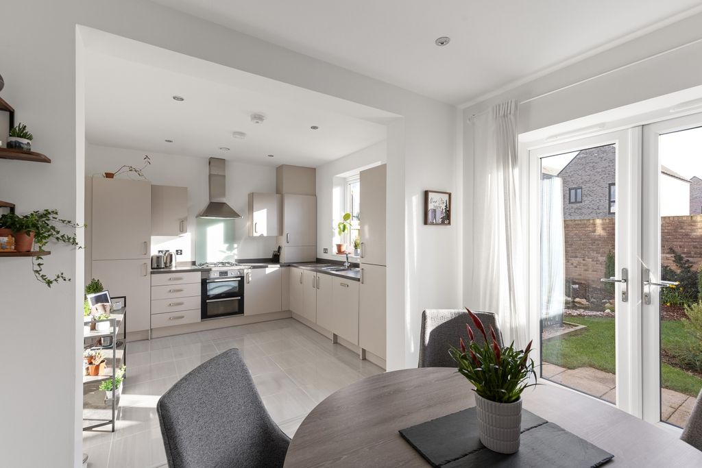 Property photo 1 of 19 Kitchen Dining Room