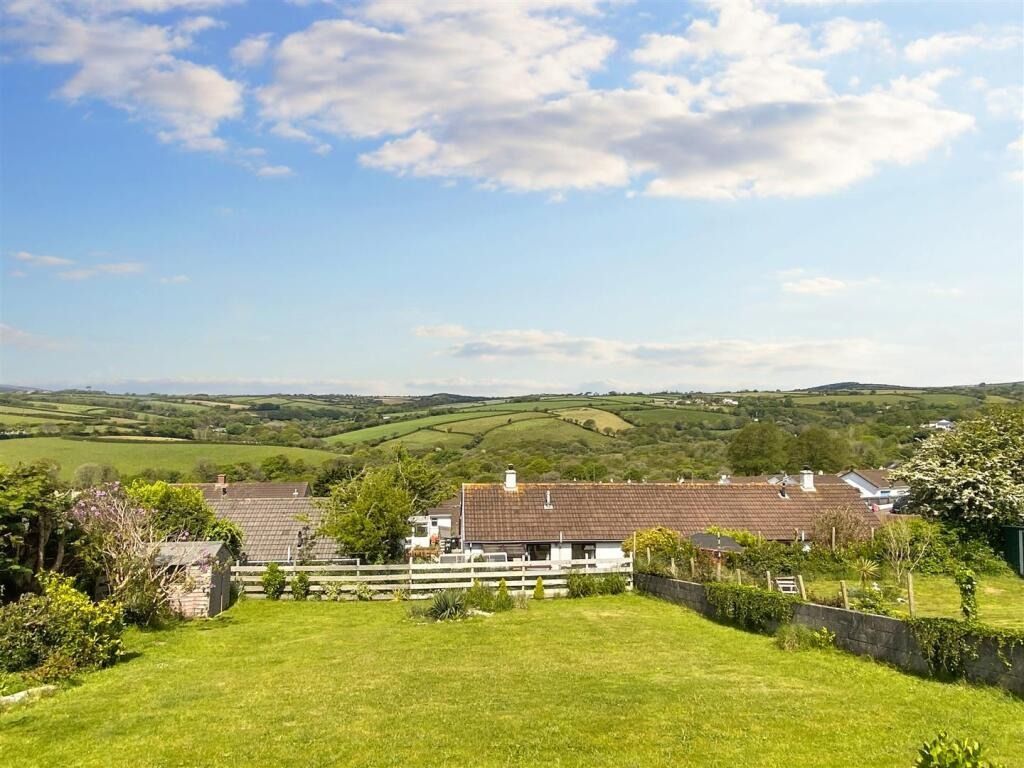 Property photo 2 of 21 4855422