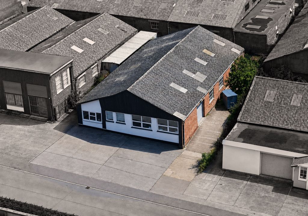 Property photo 1 of 3 70F42Ea7-5B81-430D-9Abb-Eb0B5C3Ed7F3