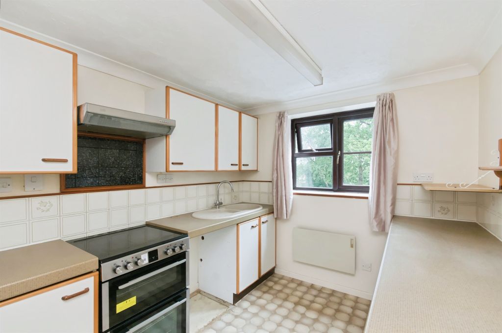 Property photo 3 of 19