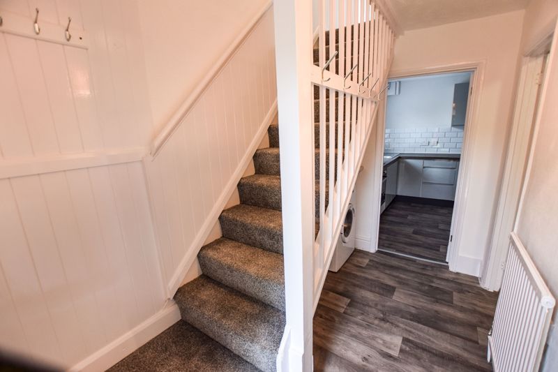 Property photo 2 of 12 Entrance Hall