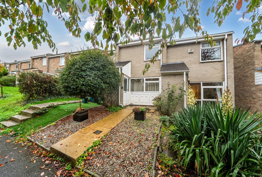 Property photo 1 of 10 1537677-3-1A15E74...